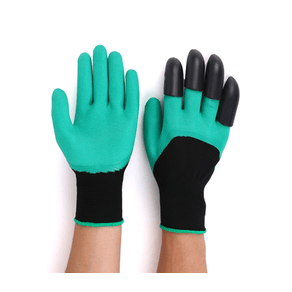 claw-gloves